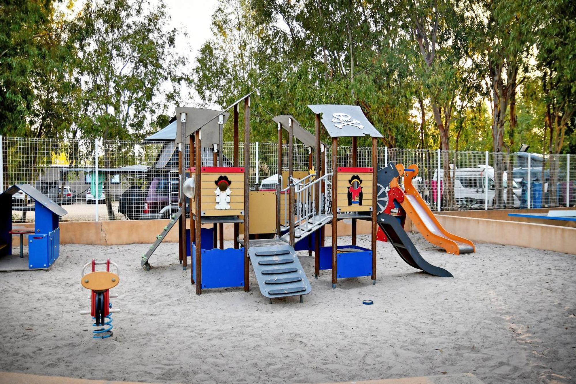 Camping International Calvi  Bagian luar foto