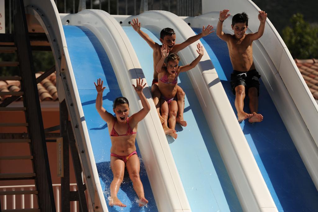 Camping International Calvi  Bagian luar foto